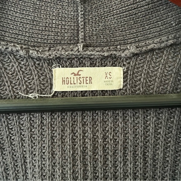 Hollister Co Cardigan - Picture 3 of 3